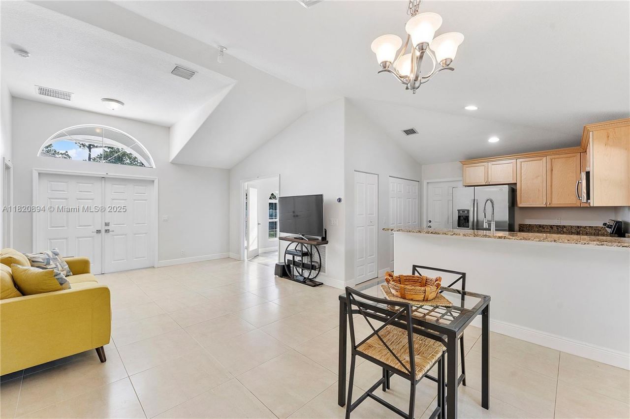 17038 N 61st Pl N, Loxahatchee, FL 33470 Photo