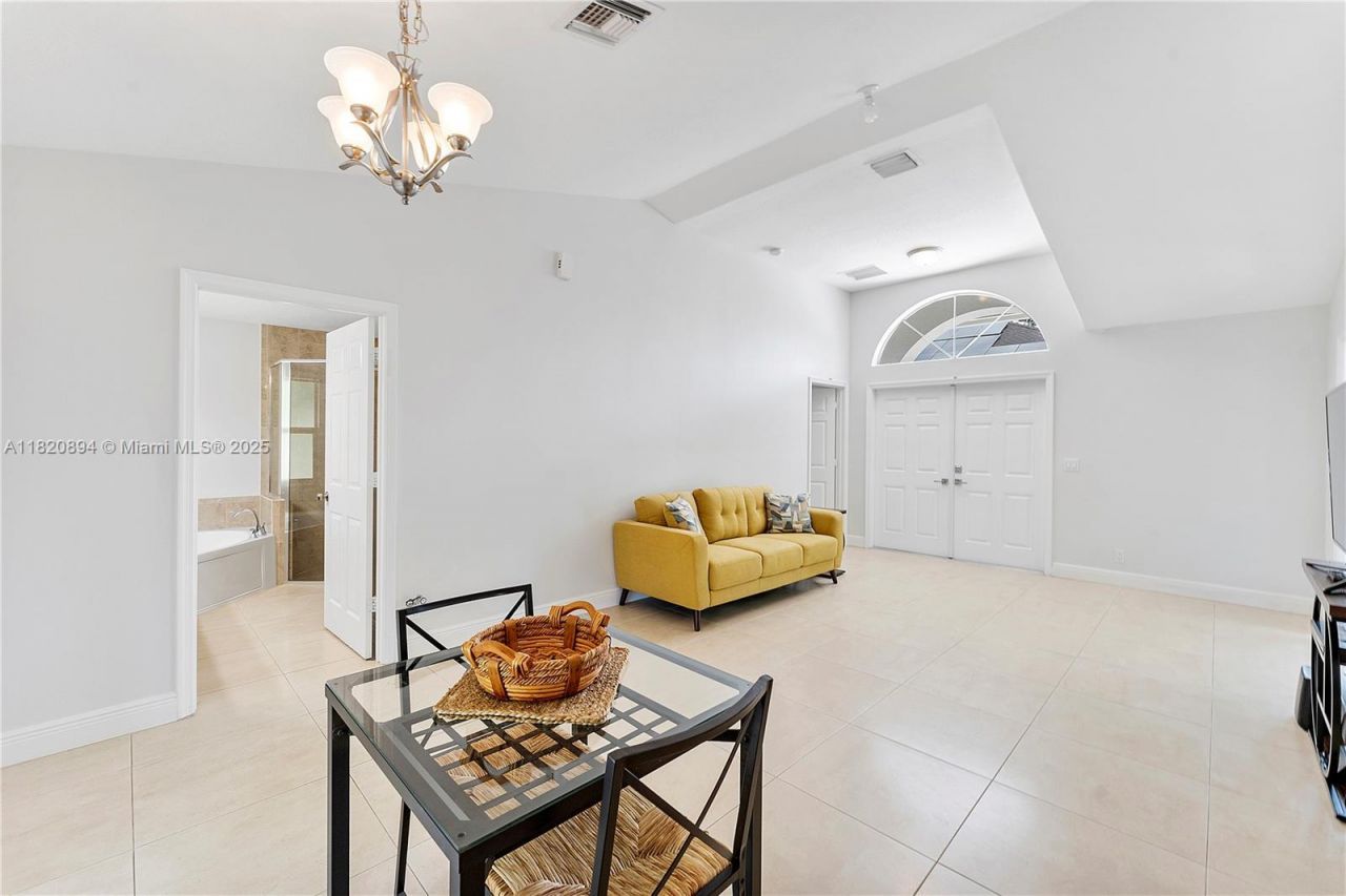 17038 N 61st Pl N, Loxahatchee, FL 33470 Photo