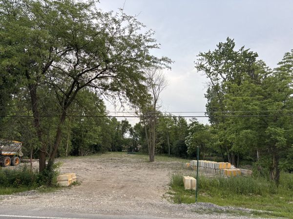 3949 Flossmoor Road, Flossmoor, IL 60422