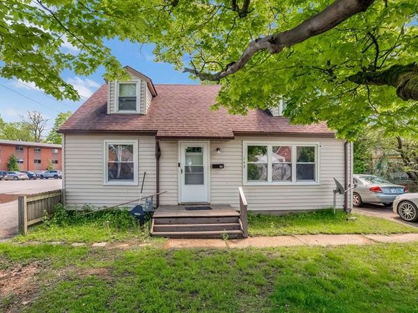 143 Fairlawn Ave, Mansfield, OH 44903