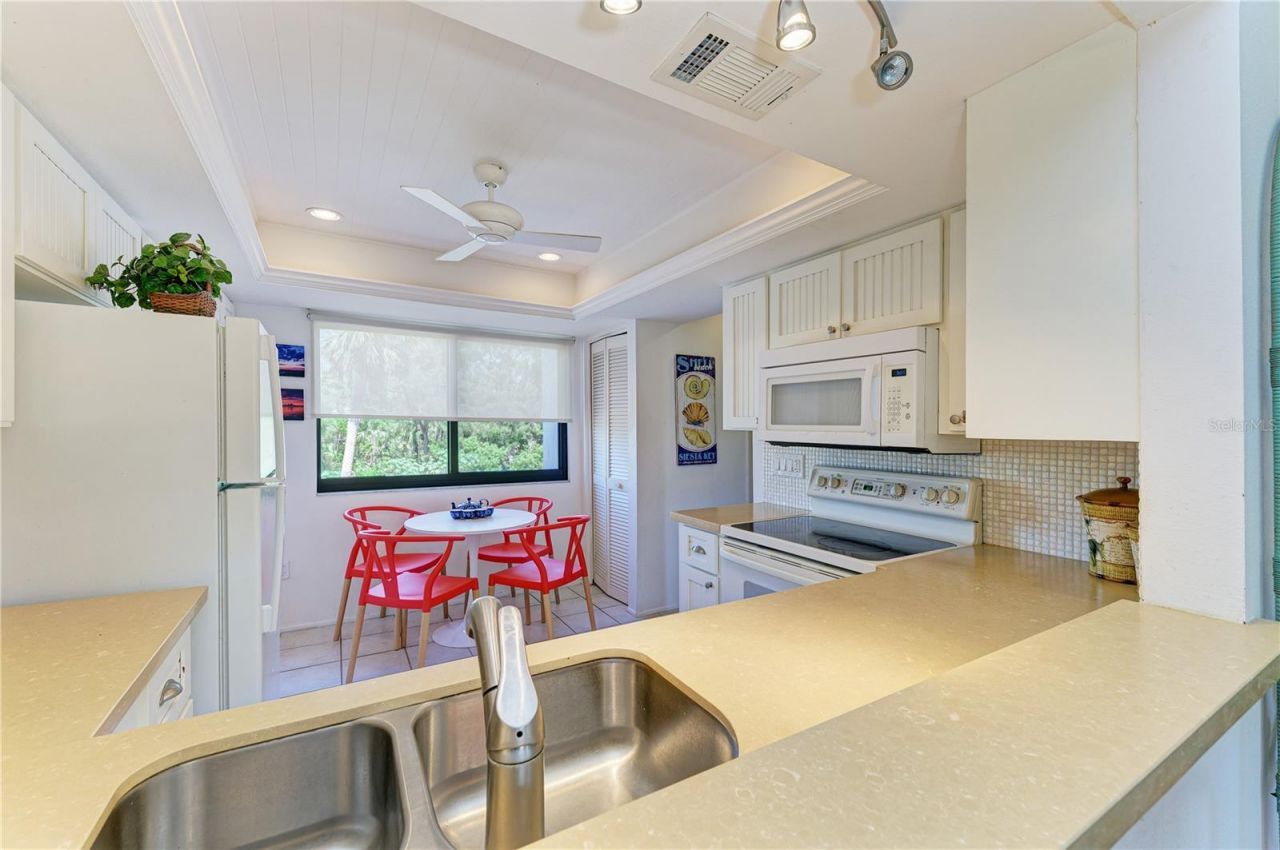 6840 Midnight Pass Road, Unit 6840, Sarasota, FL 34242 Photo