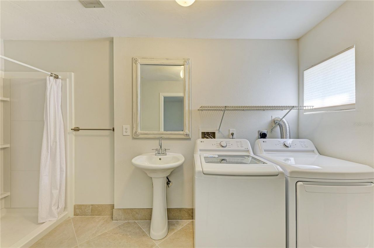 6840 Midnight Pass Road, Unit 6840, Sarasota, FL 34242 Photo