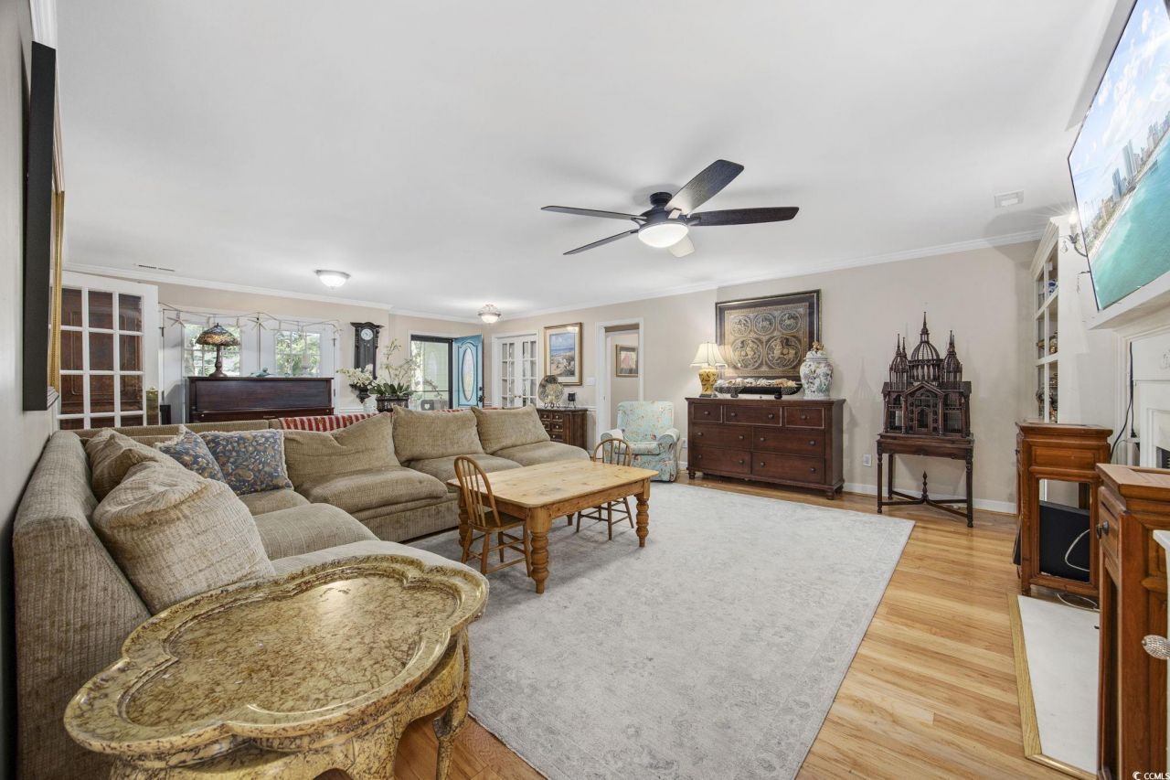 3772 Brown Bark Ln. Photo 9