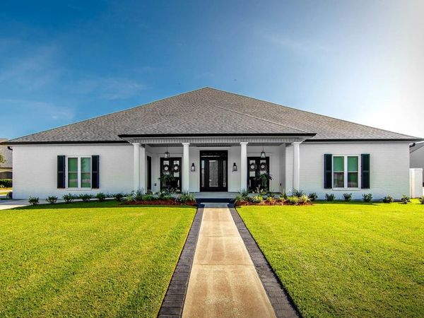 1120 Museum Drive, Houma, LA 70360