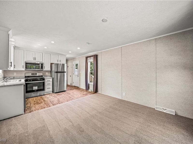 8323 Eagle Road, Unit 42, Kirtland, OH 44094 Photo 14