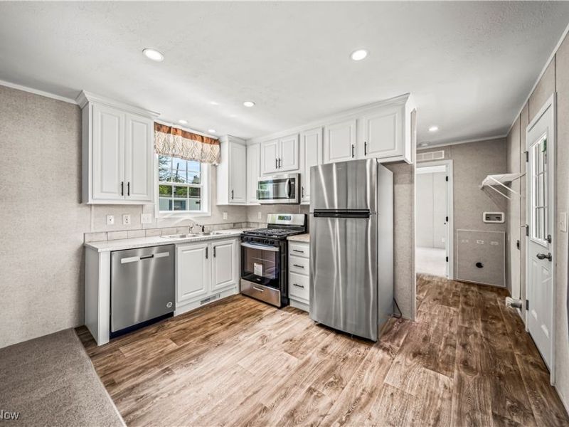 8323 Eagle Road, Unit 42, Kirtland, OH 44094 Photo 16