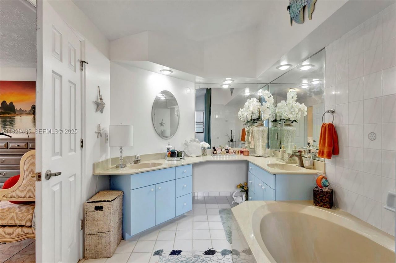 502 SE Guava Ter, Port Saint Lucie, FL 34983 Photo