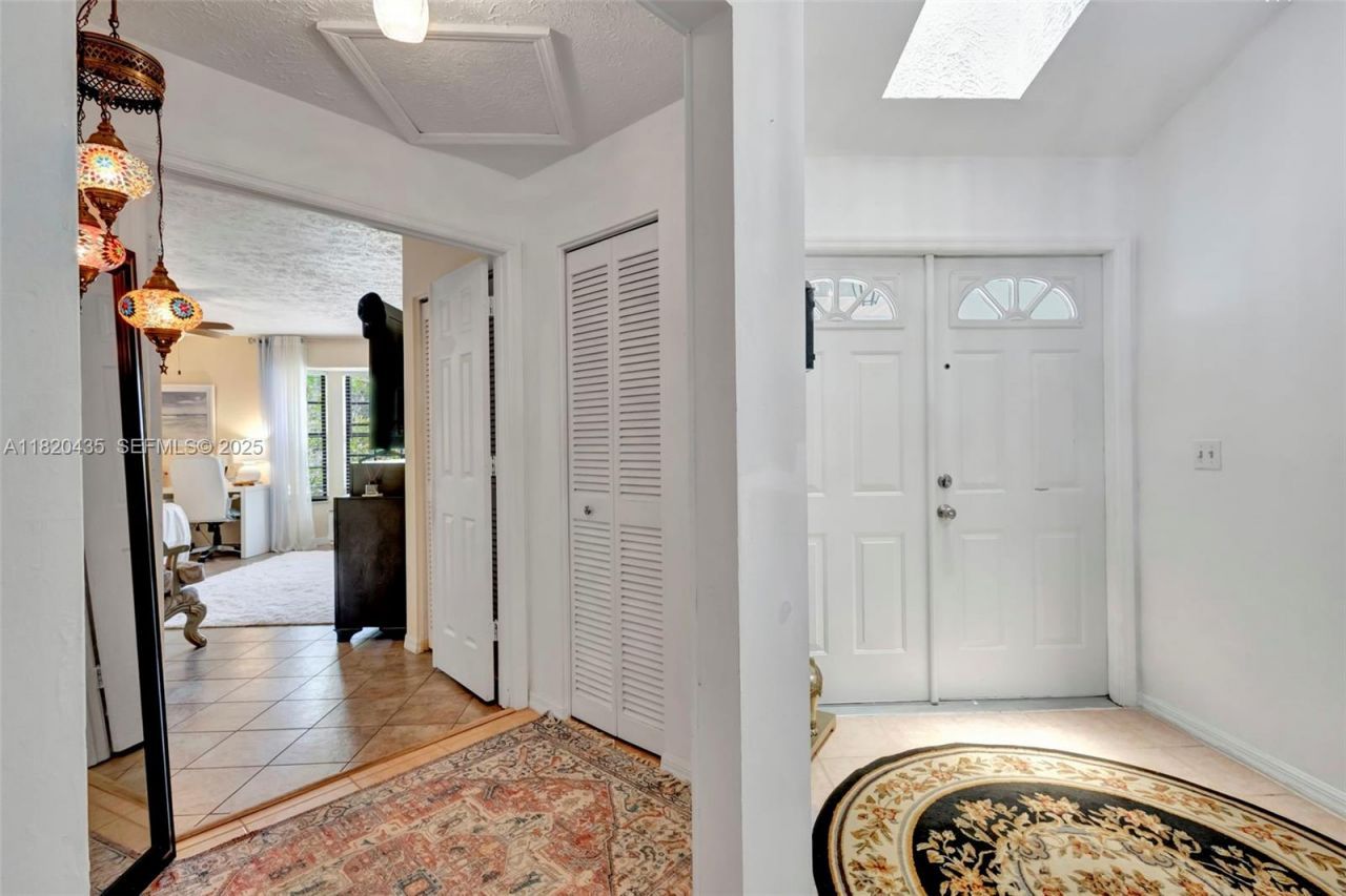 502 SE Guava Ter, Port Saint Lucie, FL 34983 Photo