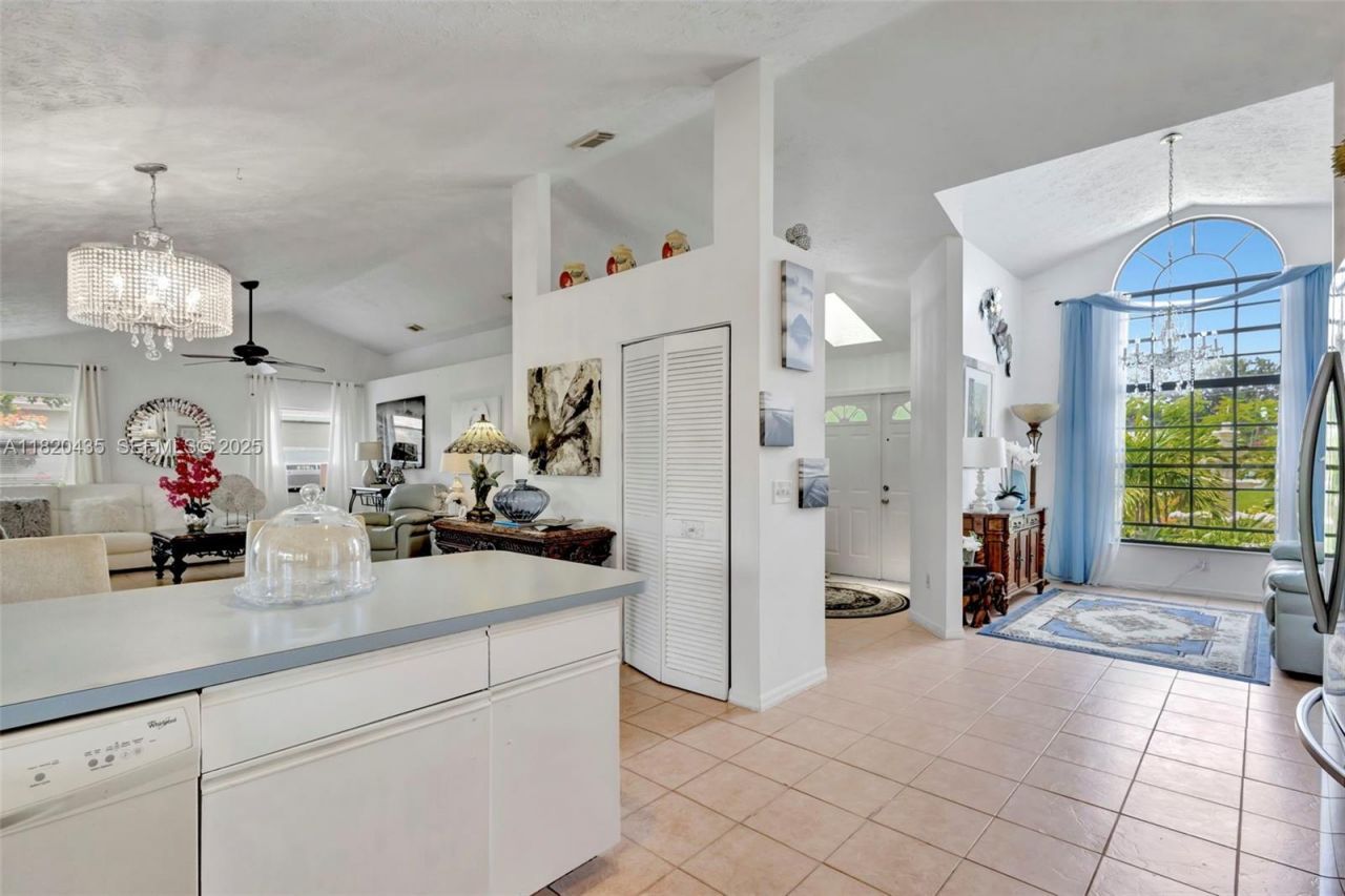 502 SE Guava Ter, Port Saint Lucie, FL 34983 Photo