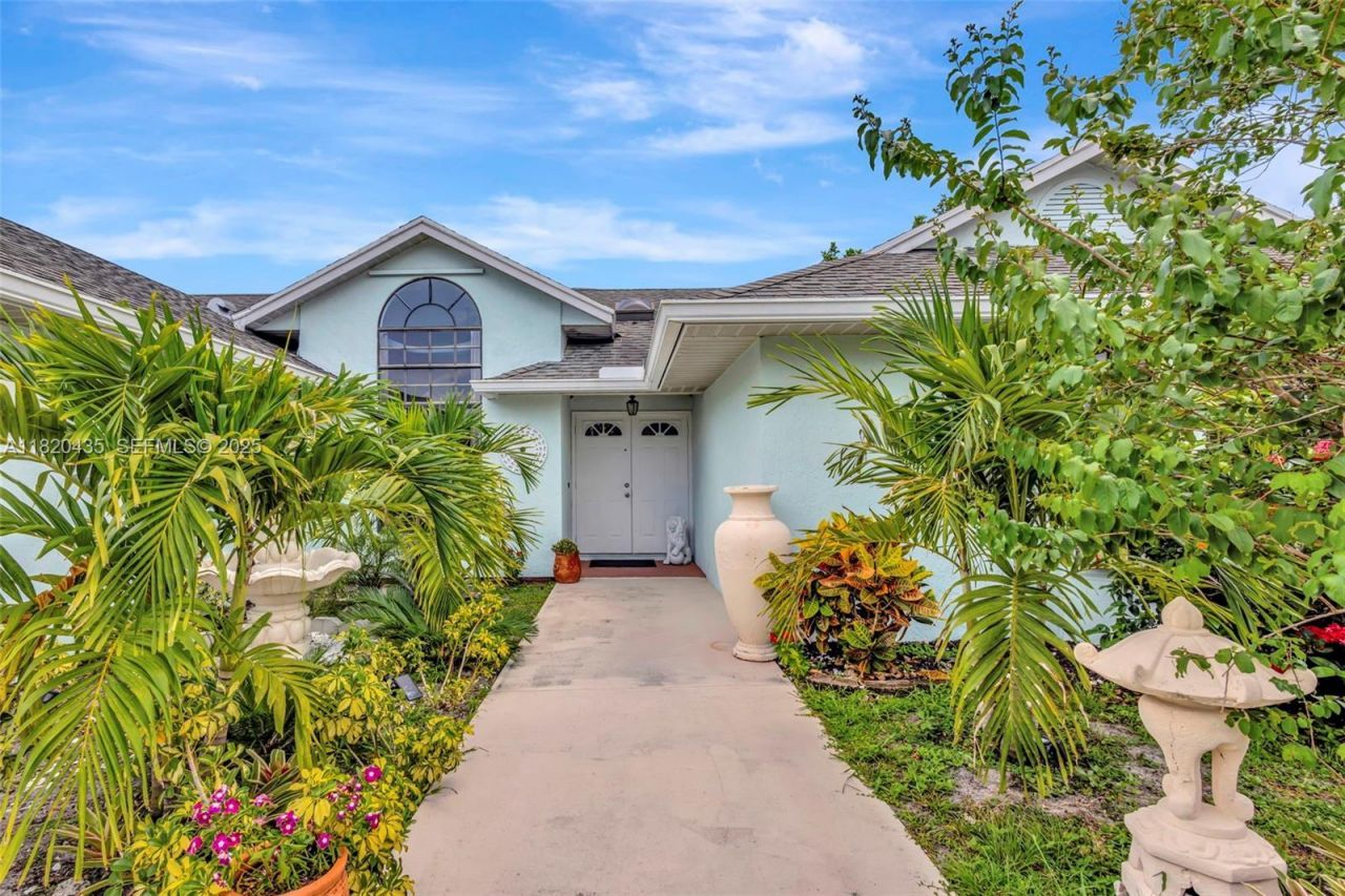 502 SE Guava Ter, Port Saint Lucie, FL 34983 Photo