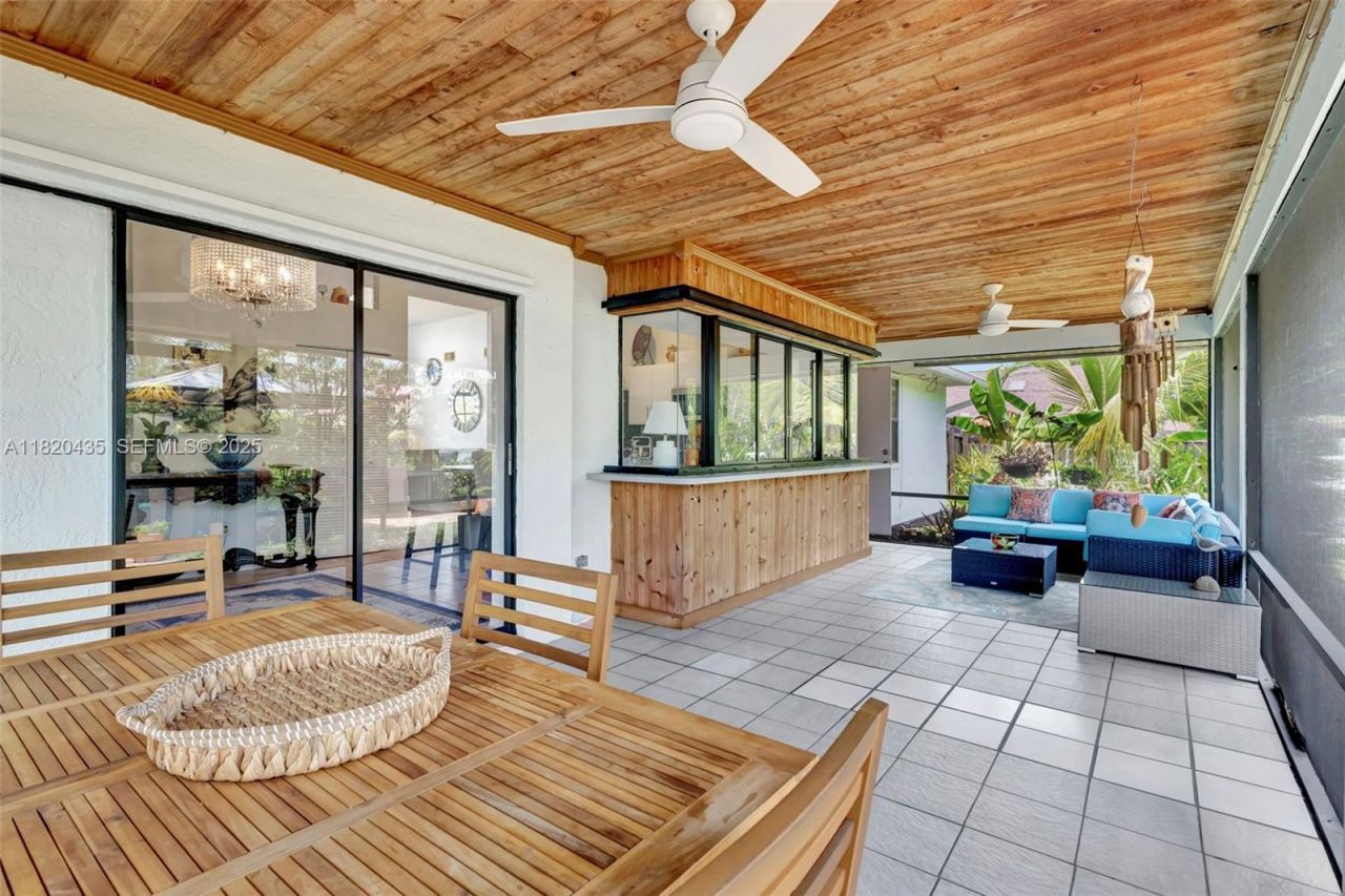 502 SE Guava Ter, Port Saint Lucie, FL 34983 Photo