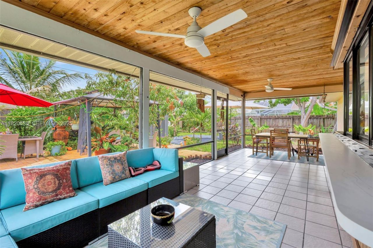 502 SE Guava Ter, Port Saint Lucie, FL 34983 Photo