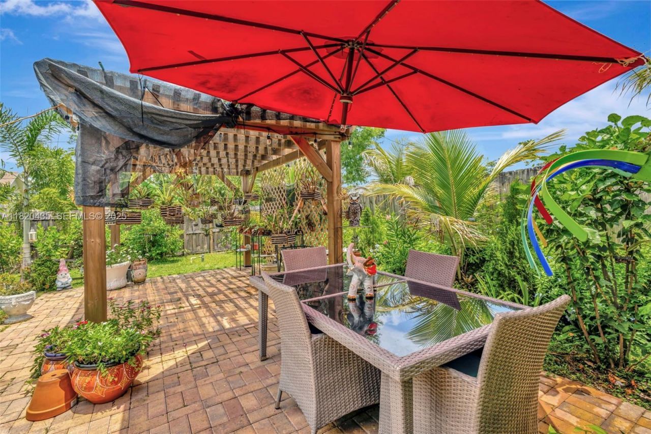 502 SE Guava Ter, Port Saint Lucie, FL 34983 Photo