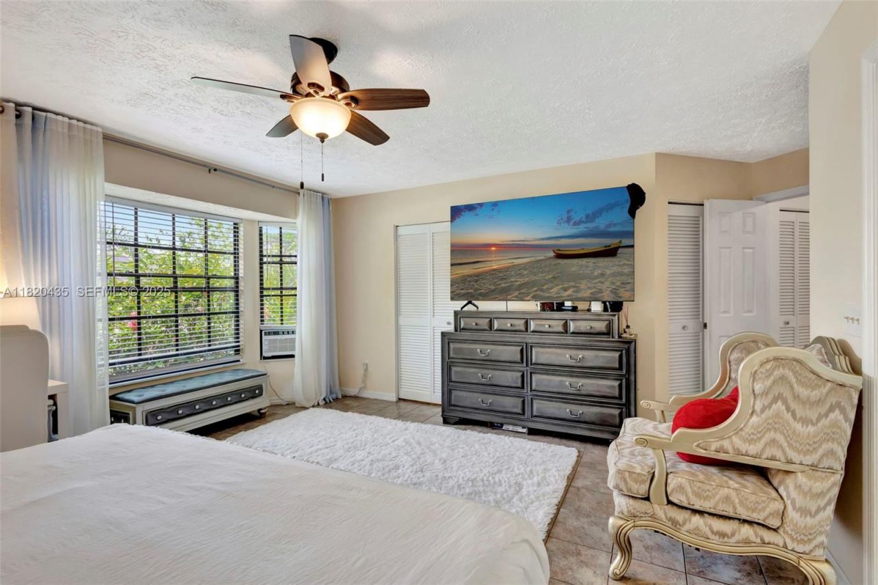 502 SE Guava Ter, Port Saint Lucie, FL 34983 Photo