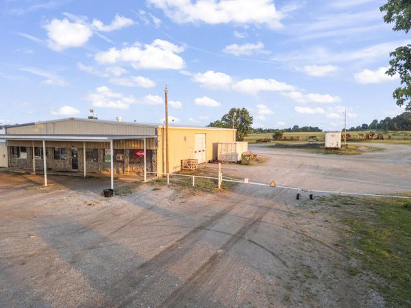 60 E Highway 54, El Dorado Springs, MO 64744