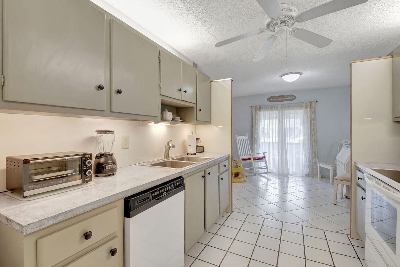 14195 Campanelli Drive, Delray Beach, FL 33484 Photo
