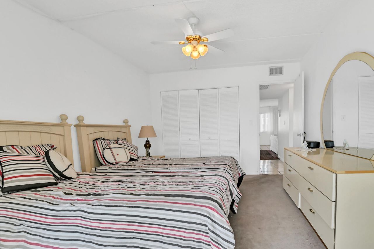 700 Village Green Court, Unit 221, Palm Springs, FL 33461 Photo