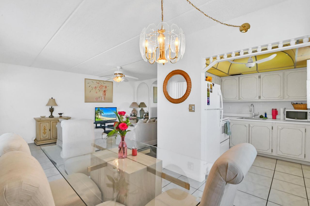 700 Village Green Court, Unit 221, Palm Springs, FL 33461 Photo