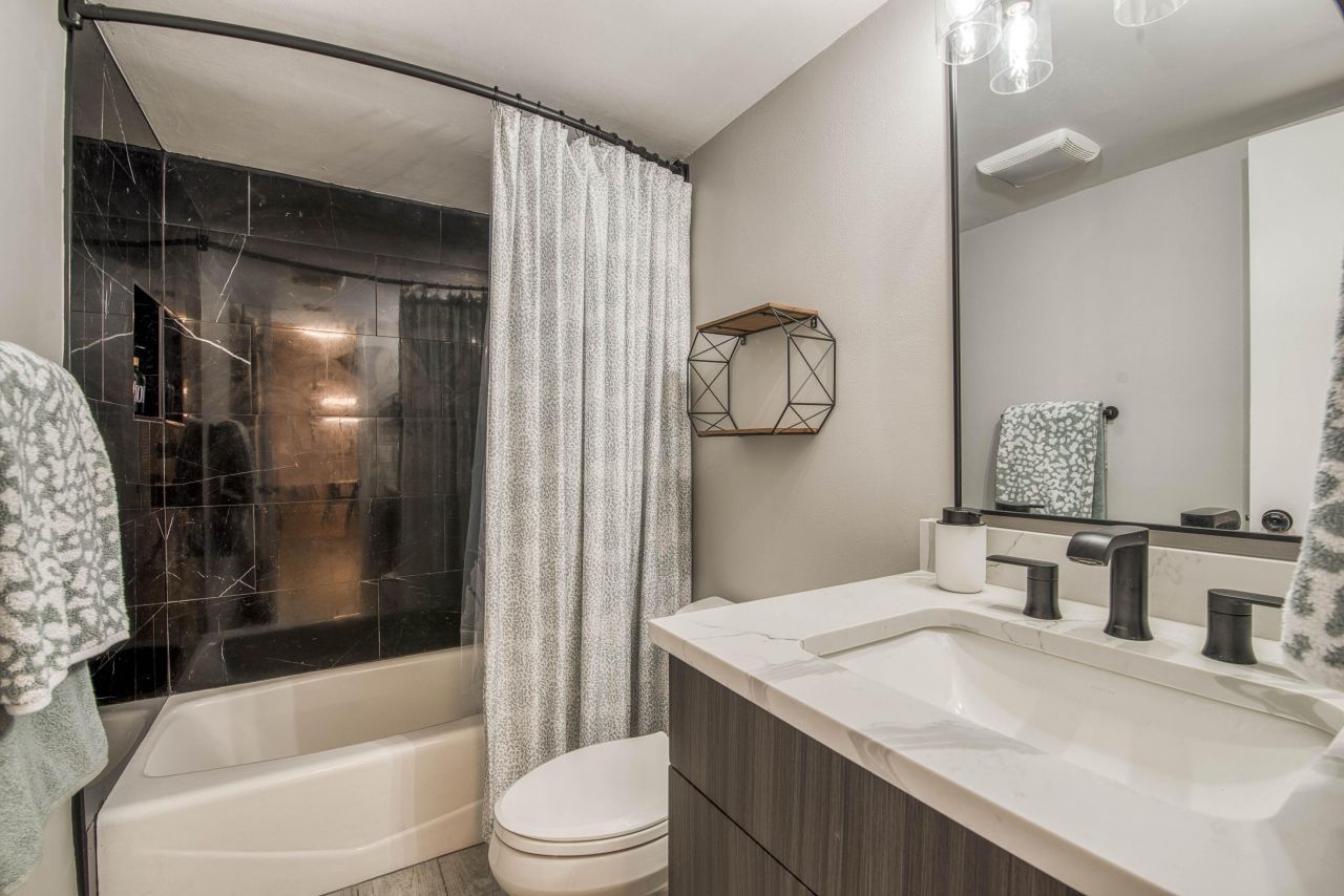 325 Oak Harbour Drive, Juno Beach, FL 33408 Photo