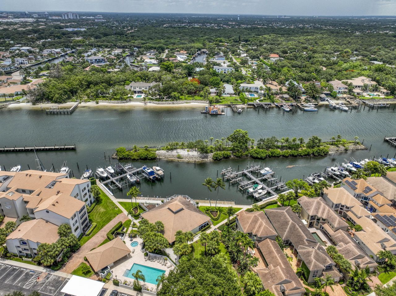 325 Oak Harbour Drive, Juno Beach, FL 33408 Photo