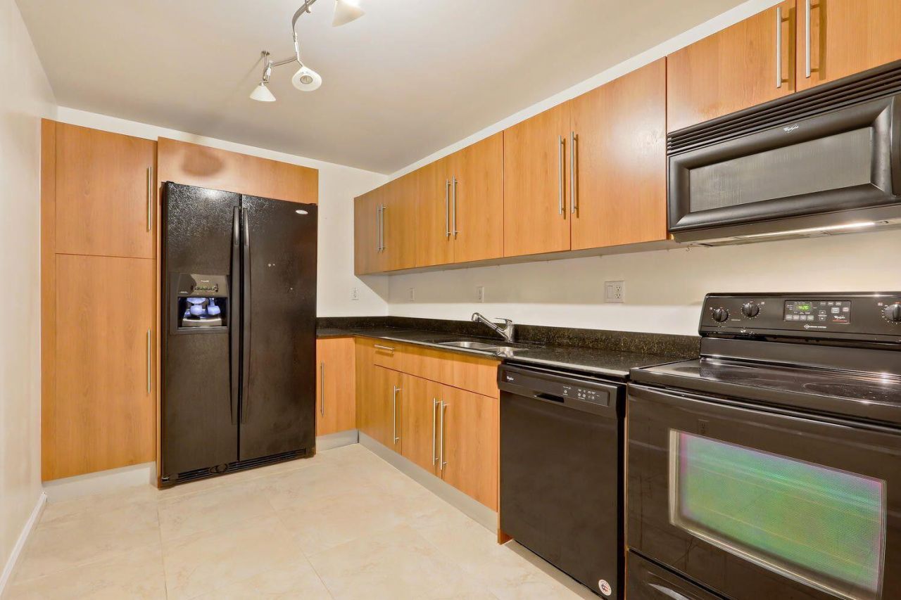 3001 S Ocean Drive, Unit 201, Hollywood, FL 33019 Photo