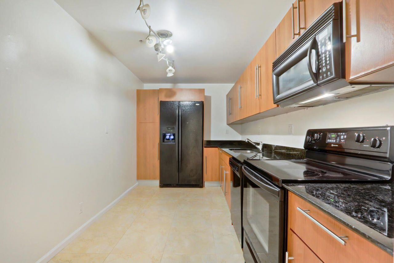 3001 S Ocean Drive, Unit 201, Hollywood, FL 33019 Photo