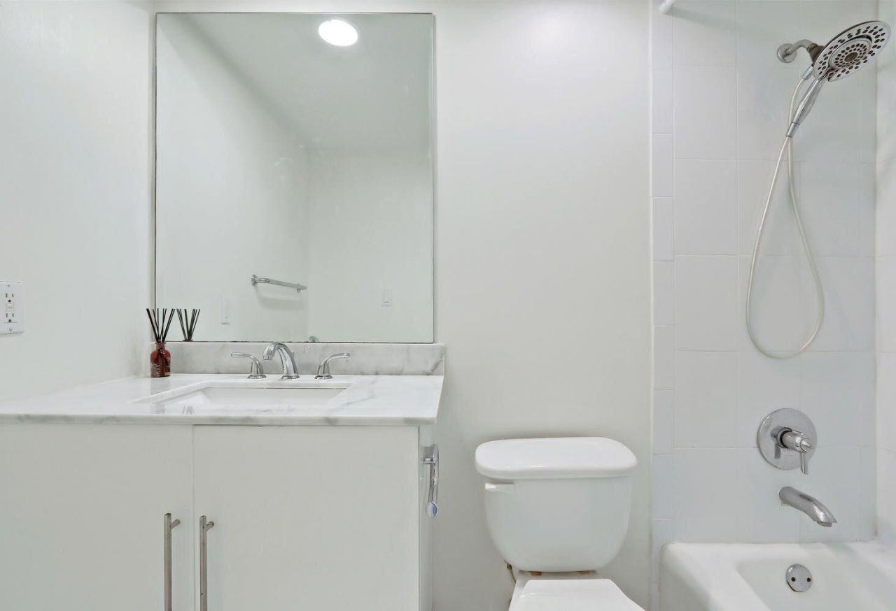 3001 S Ocean Drive, Unit 201, Hollywood, FL 33019 Photo