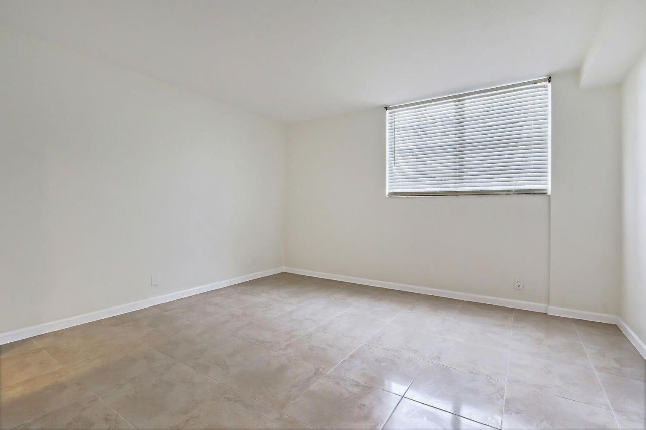 3001 S Ocean Drive, Unit 201, Hollywood, FL 33019 Photo