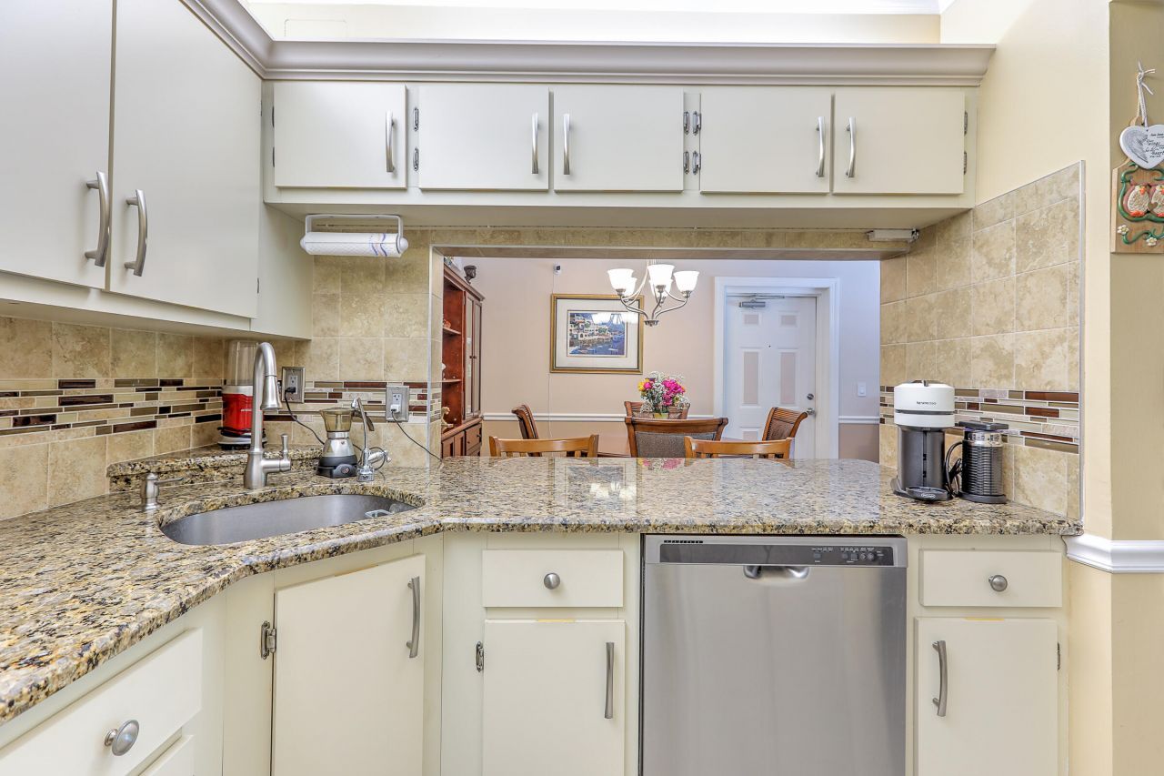 4452 NE Ocean Boulevard, Unit C2, Jensen Beach, FL 34957 Photo