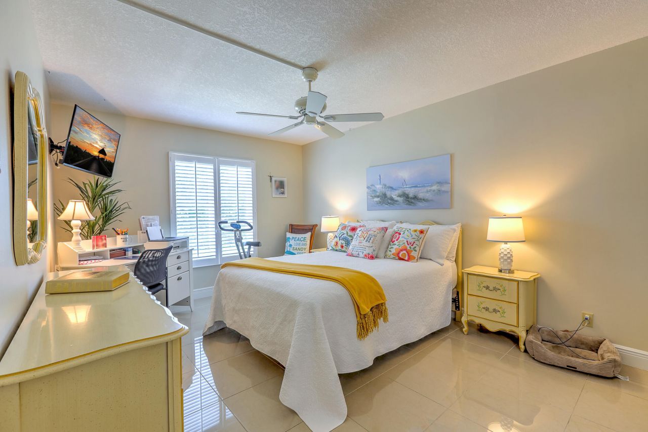 4452 NE Ocean Boulevard, Unit C2, Jensen Beach, FL 34957 Photo