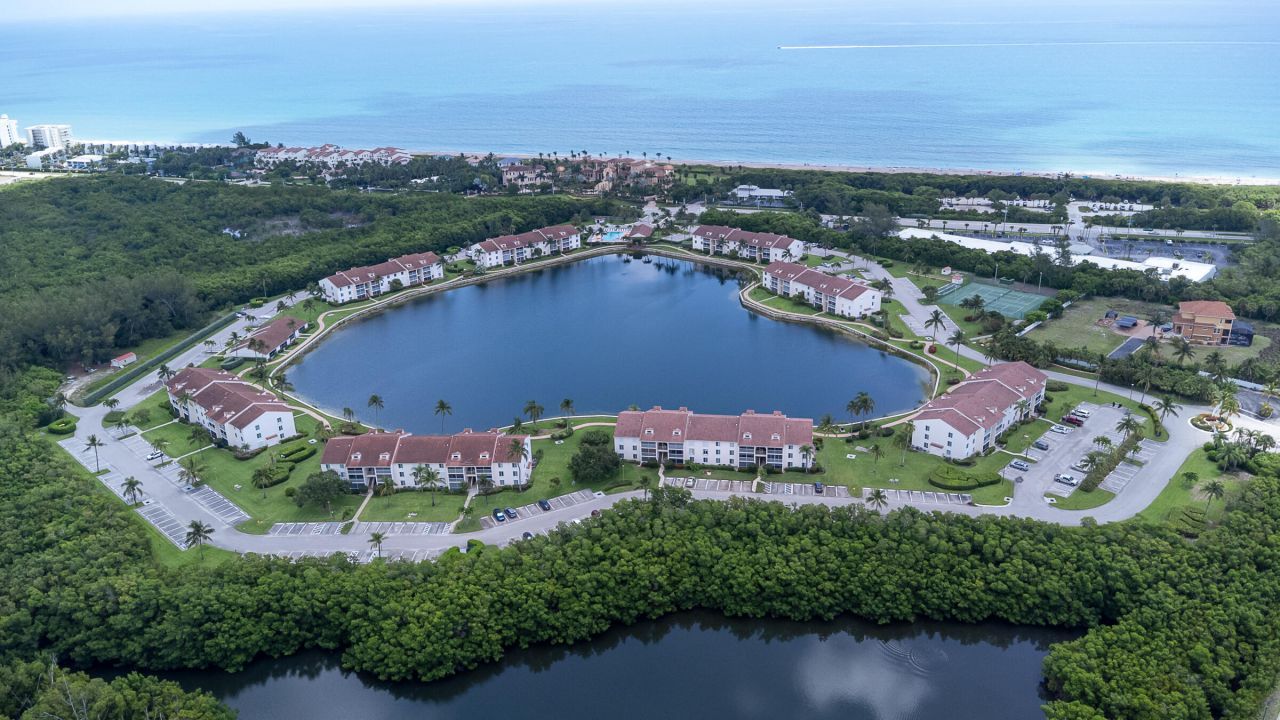 4452 NE Ocean Boulevard, Unit C2, Jensen Beach, FL 34957 Photo