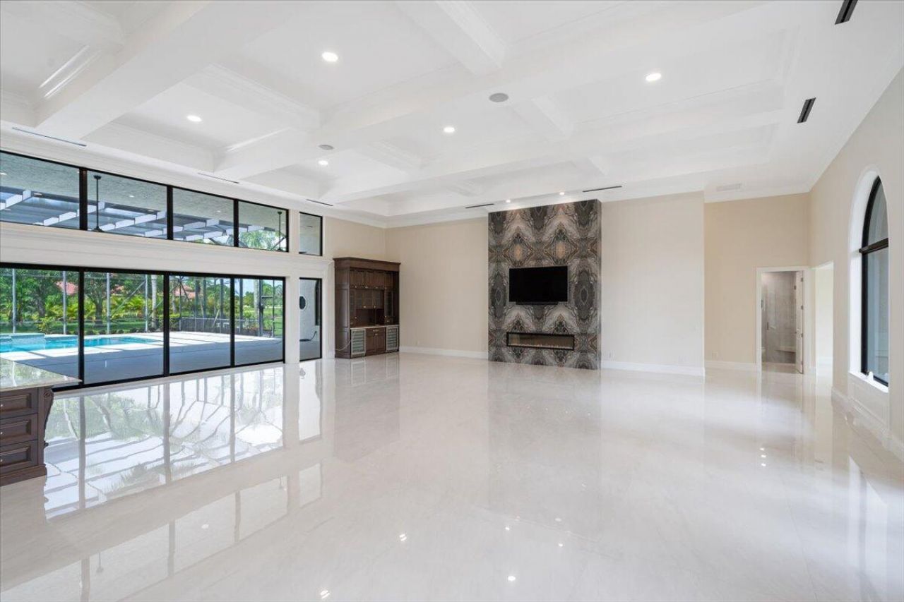 7916 Saddlebrook Drive, Port Saint Lucie, FL 34986 Photo