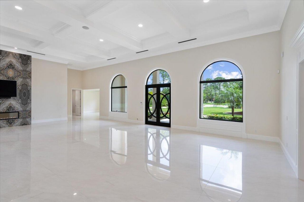 7916 Saddlebrook Drive, Port Saint Lucie, FL 34986 Photo