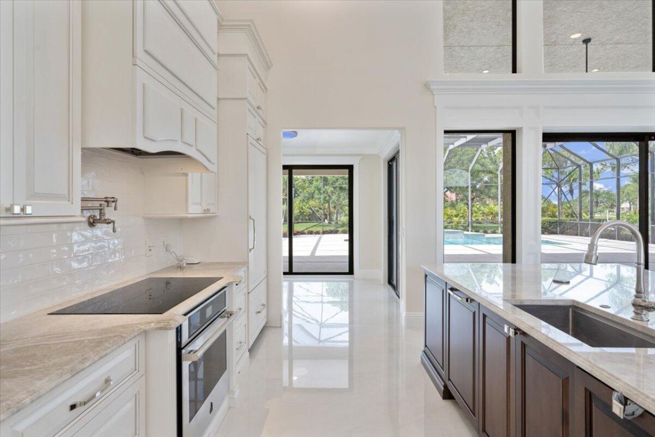 7916 Saddlebrook Drive, Port Saint Lucie, FL 34986 Photo