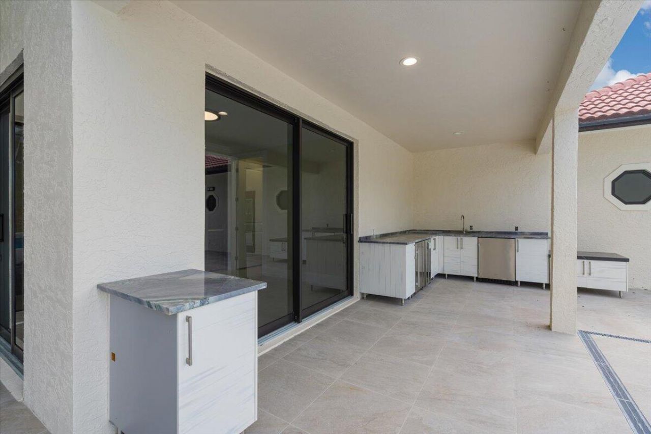 7916 Saddlebrook Drive, Port Saint Lucie, FL 34986 Photo