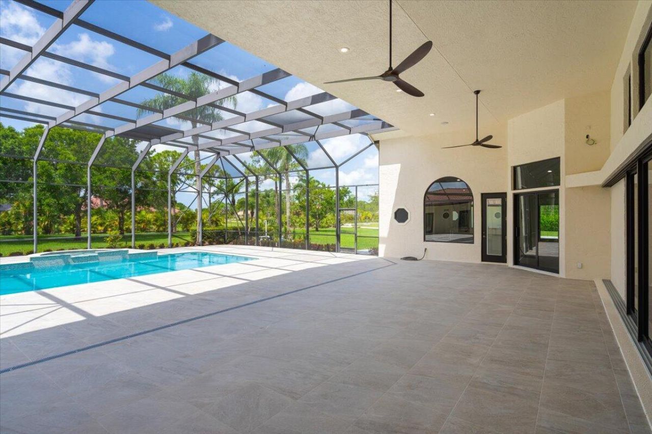 7916 Saddlebrook Drive, Port Saint Lucie, FL 34986 Photo