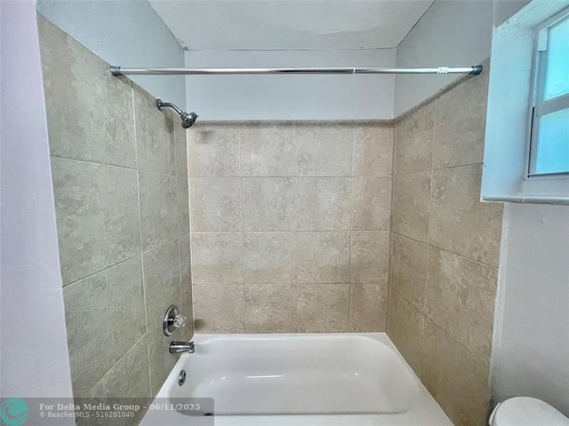100 NE 12th Street, Fort Lauderdale, FL 33304 Photo