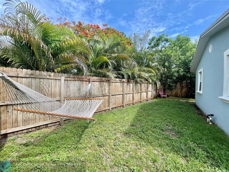 100 NE 12th Street, Fort Lauderdale, FL 33304 Photo
