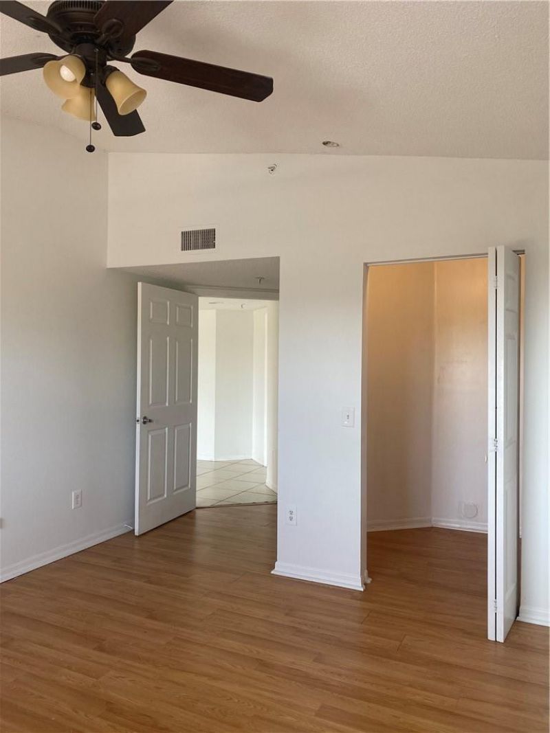 9640 NW 2nd Street, Unit 5-302, Pembroke Pines, FL 33024 Photo