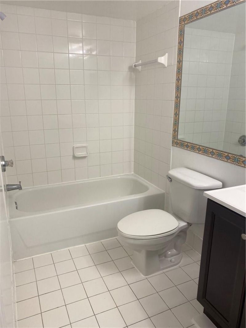 9640 NW 2nd Street, Unit 5-302, Pembroke Pines, FL 33024 Photo