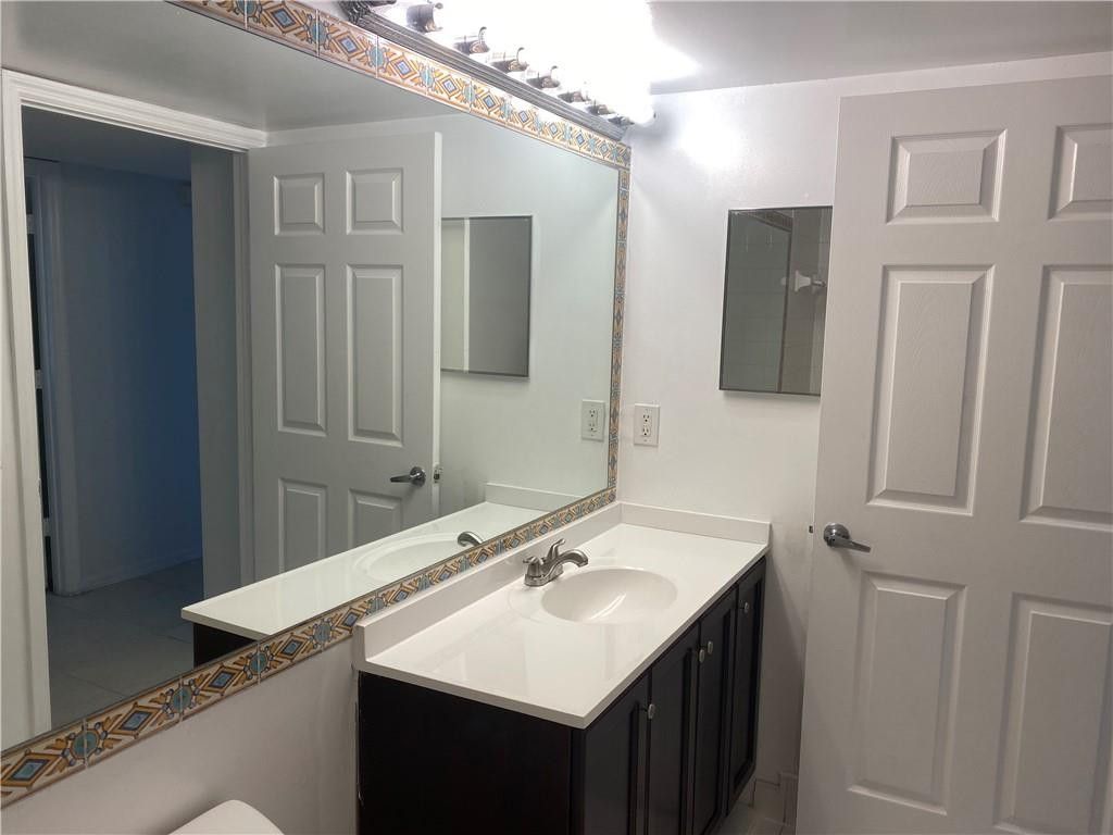 9640 NW 2nd Street, Unit 5-302, Pembroke Pines, FL 33024 Photo