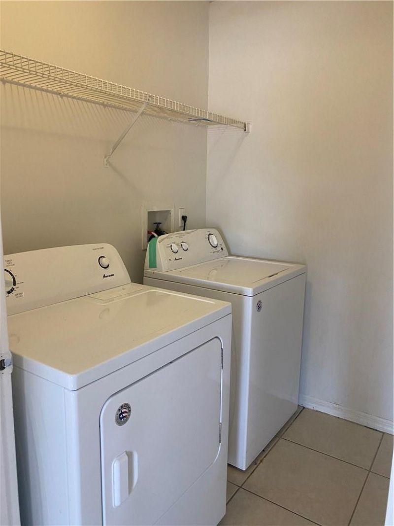 9640 NW 2nd Street, Unit 5-302, Pembroke Pines, FL 33024 Photo