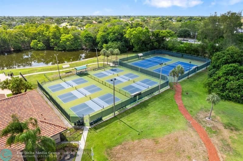 5794 Parkwalk Circle, Boynton Beach, FL 33472 Photo