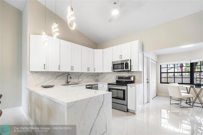 5794 Parkwalk Circle, Boynton Beach, FL 33472 Photo