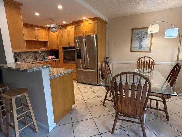 1046 Wolverton C, Boca Raton, FL 33434