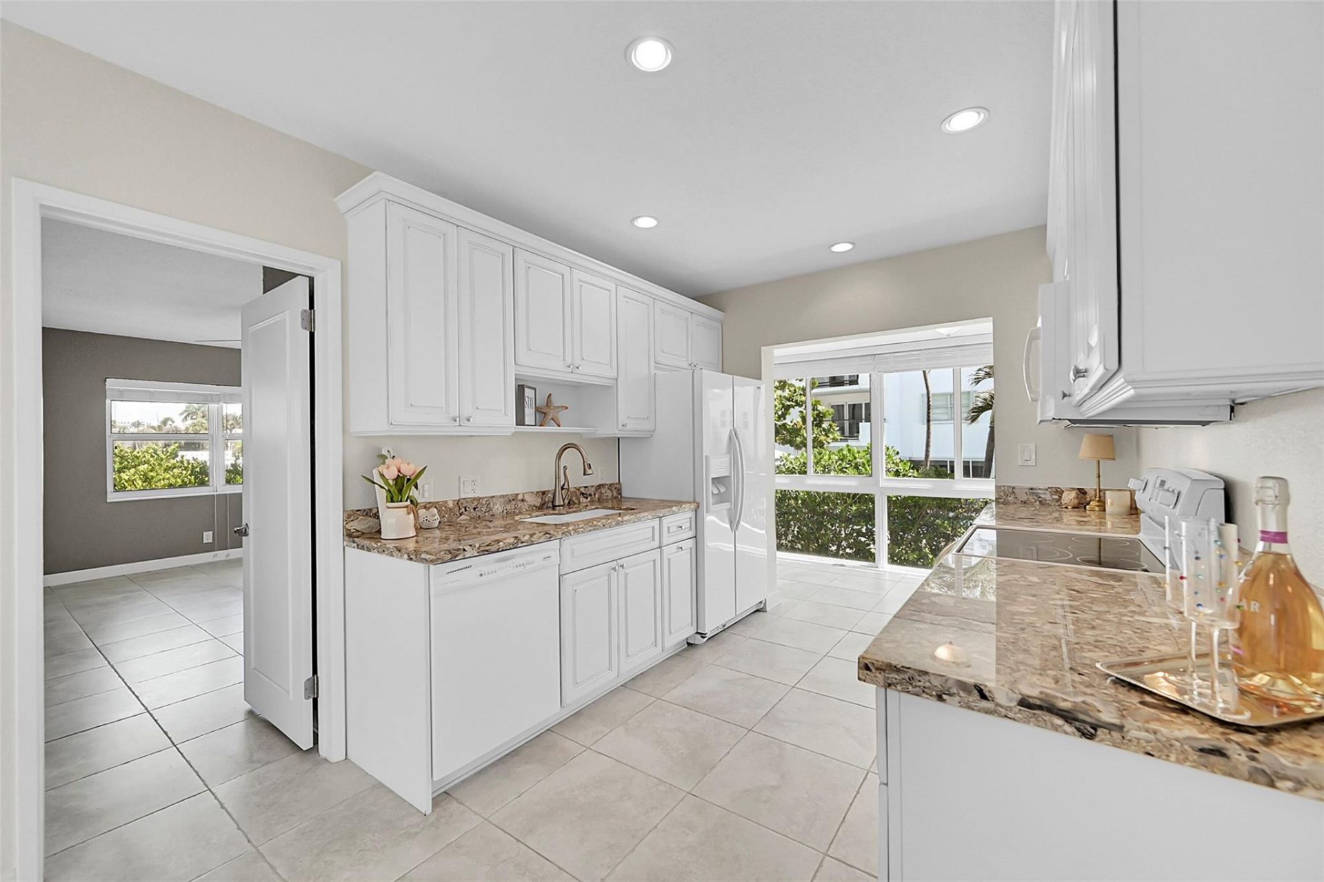 1530 S Ocean Boulevard, Unit 12, Pompano Beach, FL 33062 Photo