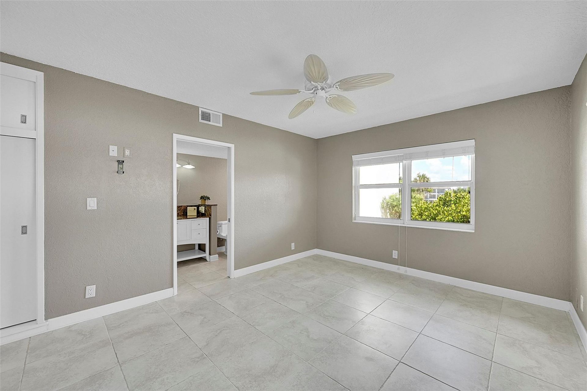 1530 S Ocean Boulevard, Unit 12, Pompano Beach, FL 33062 Photo