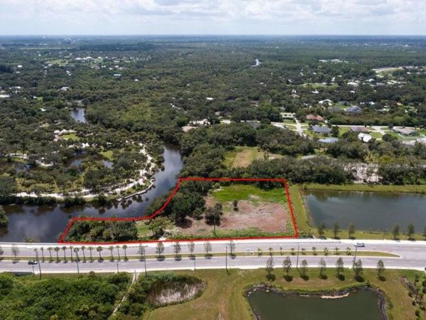 2083 W Midway Road, Fort Pierce, FL 34981
