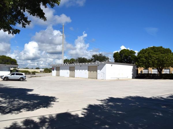 281 Old Dixie Highway, Tequesta, FL 33469