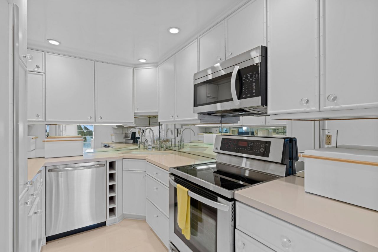 2800 N Flagler 404 Drive, Unit 404, West Palm Beach, FL 33407 Photo